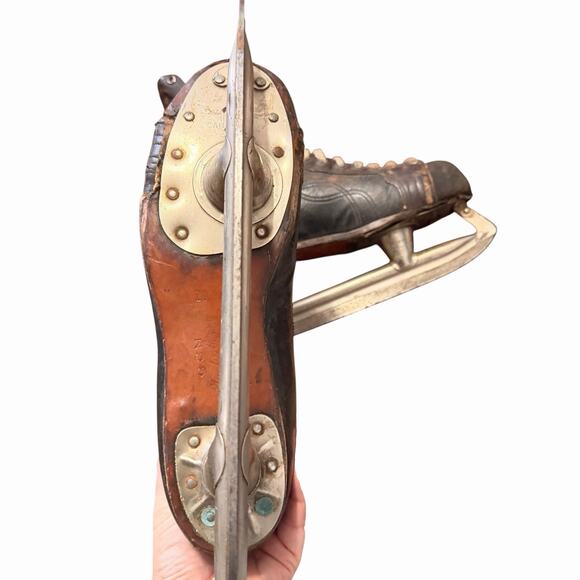 Vintage CCM Tacks Hockey Skates 1969–73 Made in Canada Prolite Holders ~ Size8.5